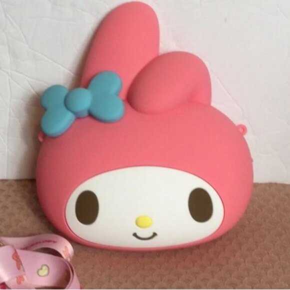 My Melody Pink Silicone Crossbody Bag With Blue Bow & Adjustable Strap - Picture 3 of 3